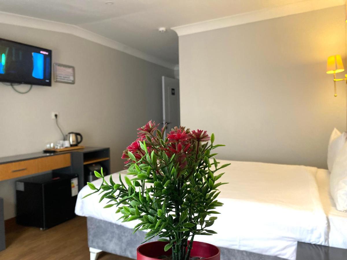 Inalens Airport Hotel